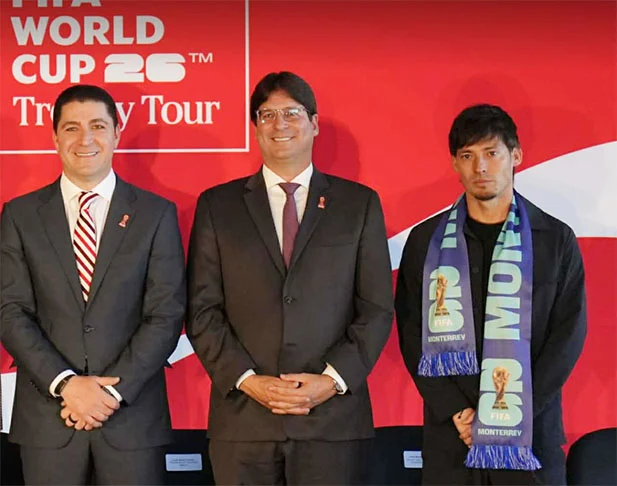 Llega a Monterrey Copa del Mundo de la FIFA 1 COPA