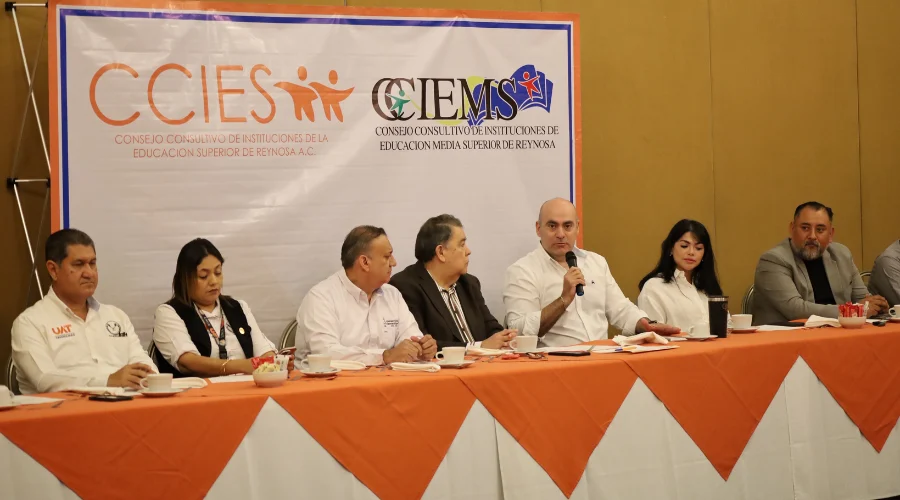 Con el objetivo de acercar a los jóvenes de nivel medio superior a las distintas opciones académicas disponibles en la ciudad, el Consejo Consultivo de Institutos de Educación Superior (CCIES) ali