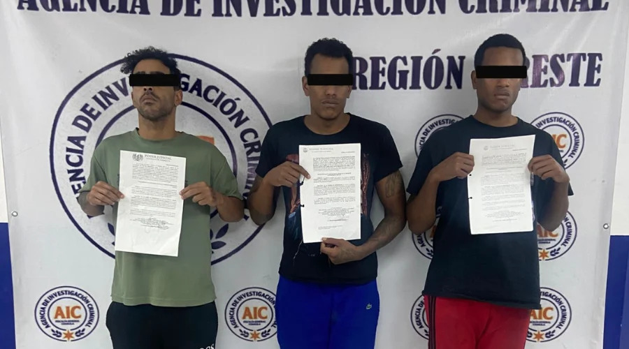 En coordinación con autoridades de Nuevo León, la Fiscalía General del Estado de Coahuila y la Comisaría de Seguridad y Protección Ciudadana de Saltillo lograron la aprehensión de tres hombres ori