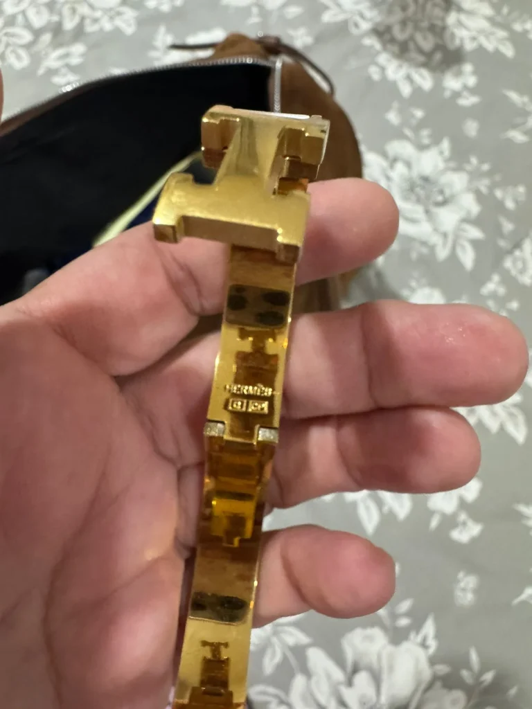 Pulseras Hermès de 25 mil pesos fueron los 'recuerditos' de XV años de Mafer 2 HC621cGbEAAXQJ