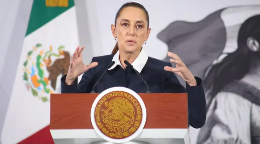 La presidenta Claudia Sheinbaum Pardo anunció que este mes presentará una iniciativa para modificar la forma en que se investigan los casos de feminicidio en México, con el objetivo de homologar a