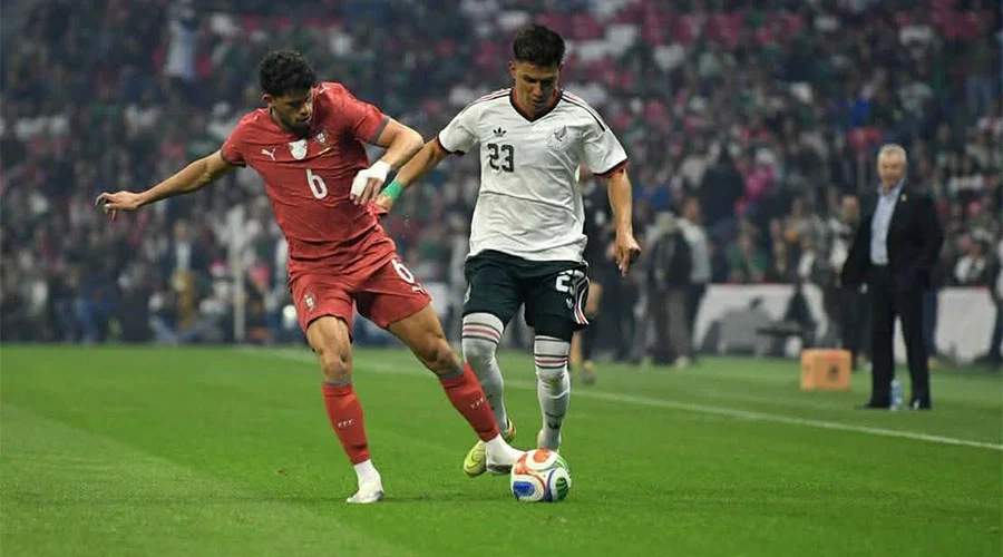 Aburren México y Portugal en reinauguración de Estadio Azteca 3 MEX 2cc