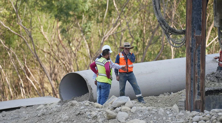 Intentan abrir Carril Express con Fuerza Civil, se los impiden 1 MTY 2 bb