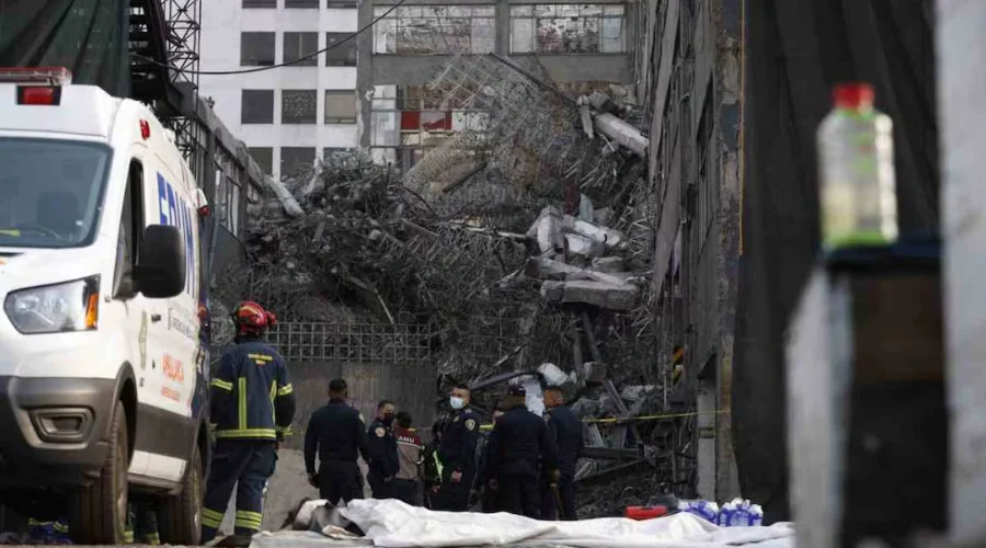 Tras el hallazgo sin vida del tercer trabajador del edificio colapsado en la colonia Tránsito, la Fiscalía General de Justicia de Ciudad de México (FGJ-CDMX) continuará con la investigación, a tra