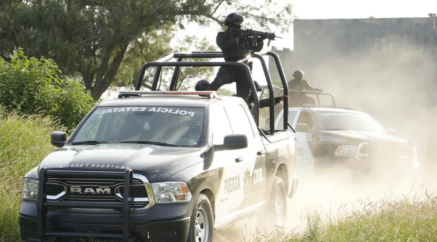 Un presunto delincuente abatido y el decomiso de un arsenal de armas, fue el resultado de la activación del Operativo Muralla durante las últimas horas en el municipio de Doctor Coss, al noreste d