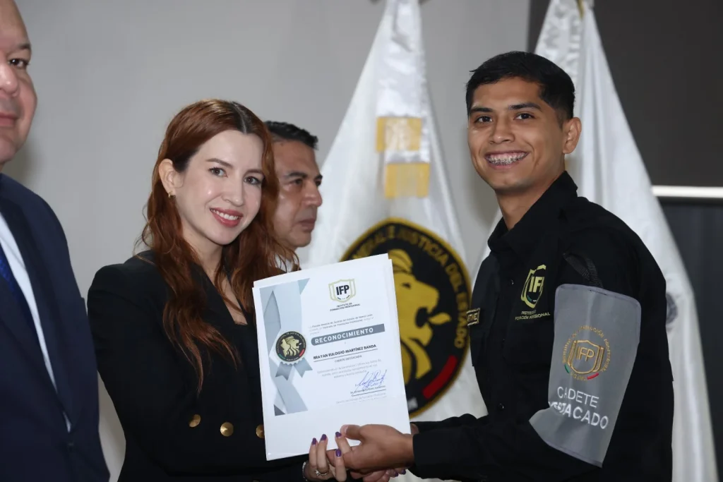 Nuevos agentes se integran a la AEI tras concluir su formación 2 WhatsApp Image 2026 03 20 at 3.00.48 PM