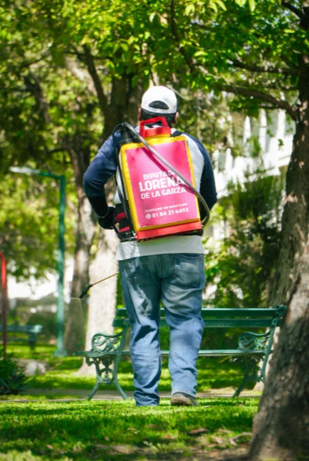 Arranca Lorena de la Garza campaña de fumigación en colonias de Monterrey 1 fumigacion lorena