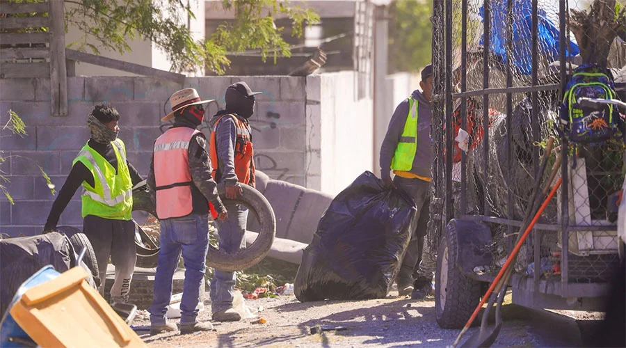 Pone en marcha Carlos Peña Ortiz una jornada de limpieza en Fraccionamiento Arecas 1 limpieza 445