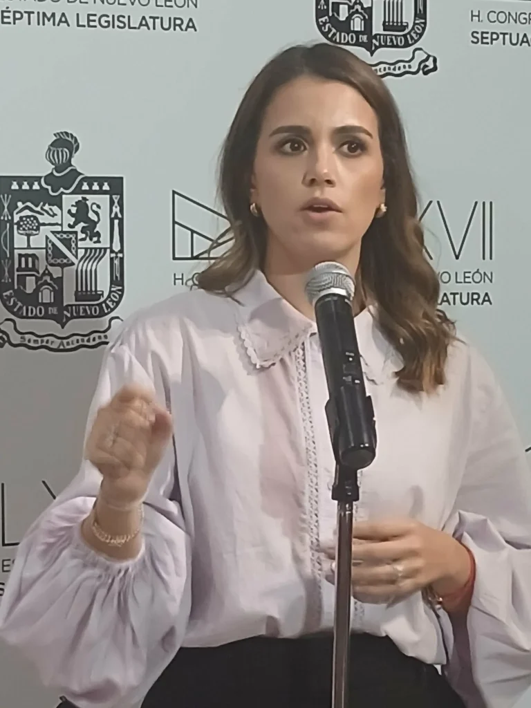 Acusa Lorena de la Garza a Samuel García de buscar control electoral 1 657636828 2531578980630048 8095527997673990295 n