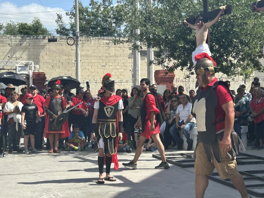 Cientos de fieles asisten a Viacrucis en Reynosa 1 662708615 1632281484660139 4456672471758566986 n