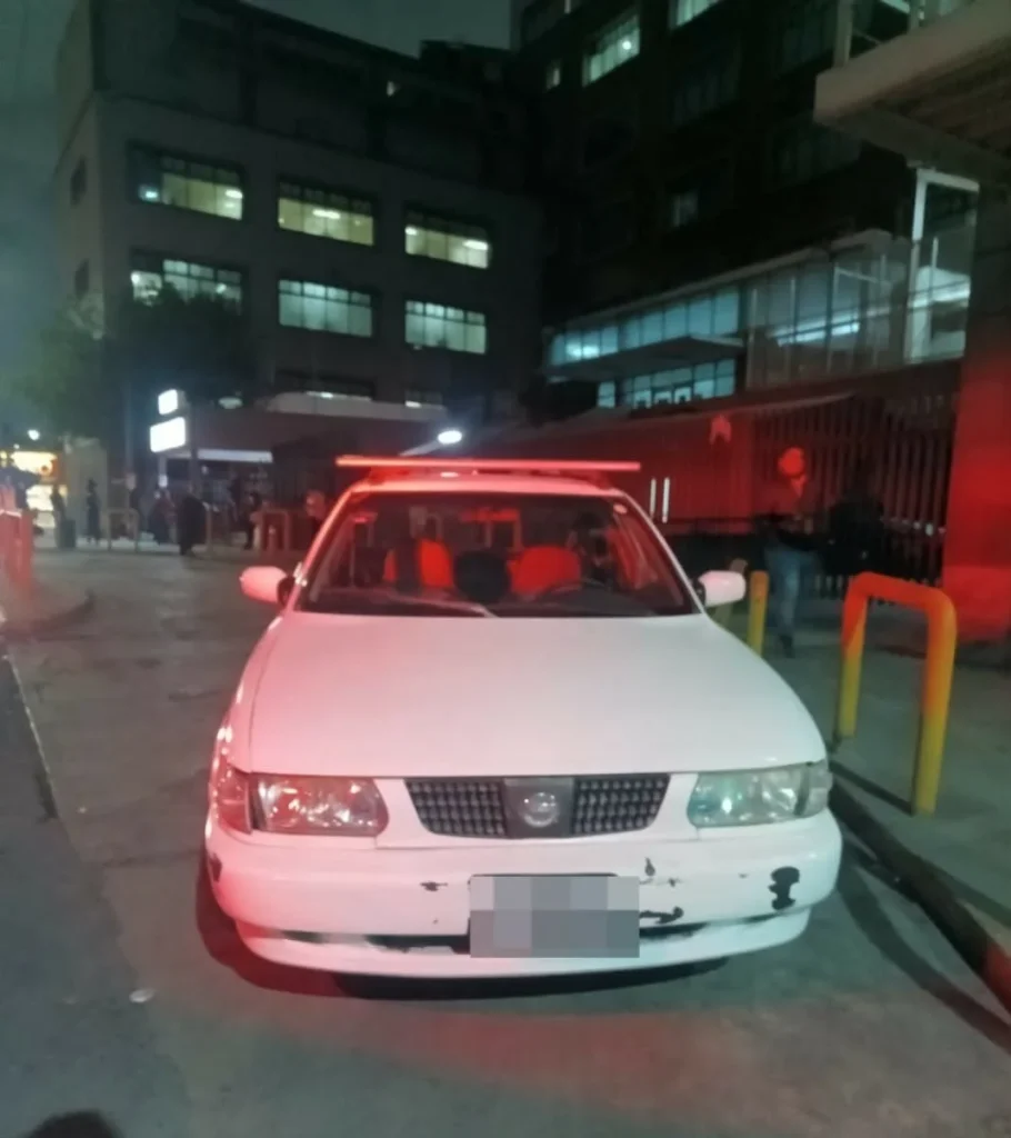 Policía y tránsito de Monterrey se vuelven ángeles guardianes 2 663147169 2813658112301169 1479415030916013959 n