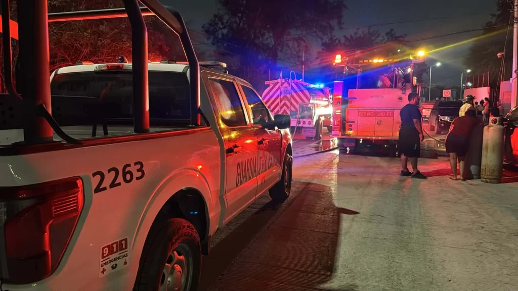 Incendio en Reynosa dejó cuatro lesionados 1 673175169 945907144713562 7411392855110670868 n