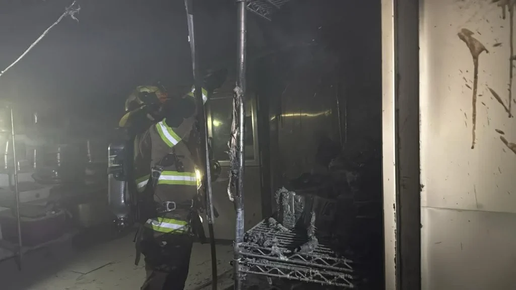 Reportan incendio en restaurante italiano en San Pedro 1 674997398 1440666144200415 2652016082976014665 n