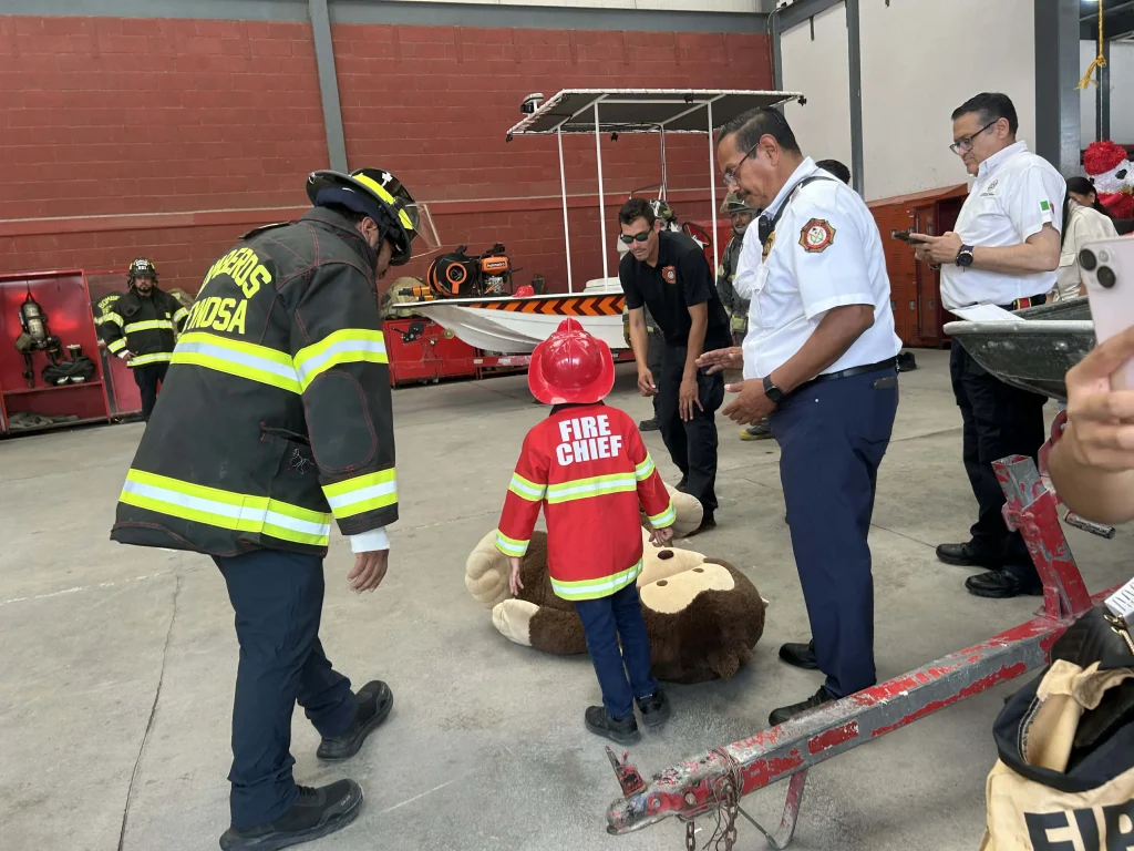 ¡Bomberos por un día! Celebran el Día del Niño en Protección Civil municipal 6 678324786 1507360834366185 5375510332512590308 n