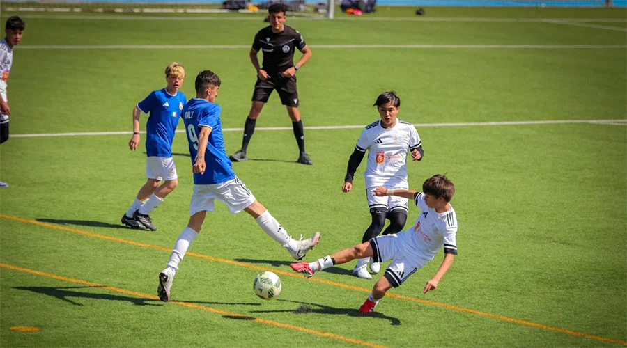 Alumnos del Educational Football Program NL ganan encuentro en Madrid 1 ALUMNOS FUT 2 bba