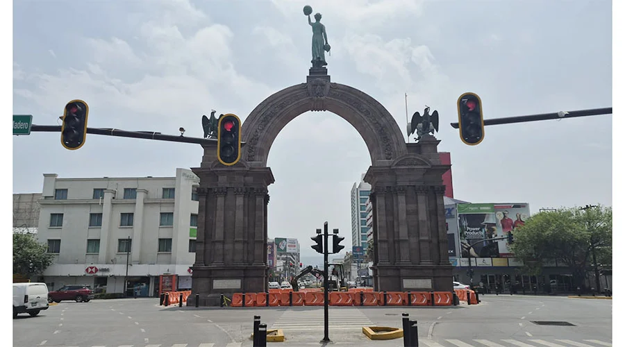 ARCO INDEPENDENCIA MTY 1a