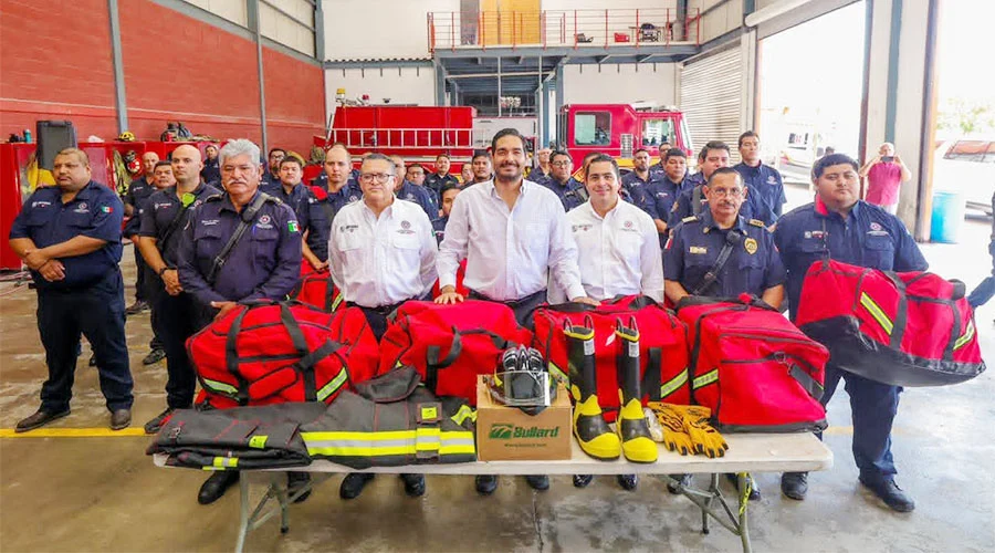 Entrega alcalde equipo vital para Cuerpo de Bomberos de Reynosa 1 BOMBEROS REYNOSA 66