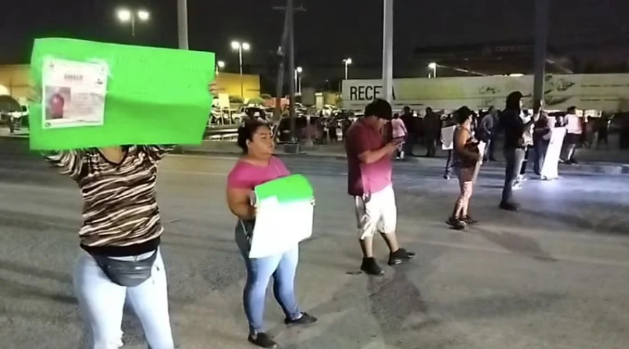 Bloquean carretera de Reynosa por desaparición de Adalyz Jaramillo