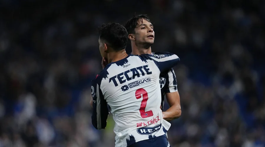 Con un insípido triunfo de 2-1 sobre Puebla, los Rayados de Monterrey cerraron el Clausura 2026 en casa en lo que pudo ser el adiós de Sergio Canales como albiazul.