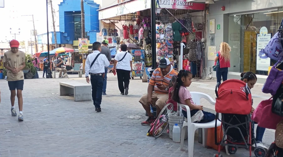Esperan comerciantes ambulantes repunte en ventas en próxima temporada