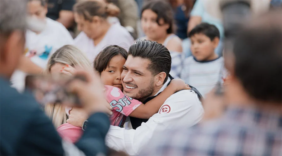 Fomentan Gobierno de Beto Granados y DIF Matamoros la convivencia familiar con cine al aire libre 1 GRANADOS 222bbb