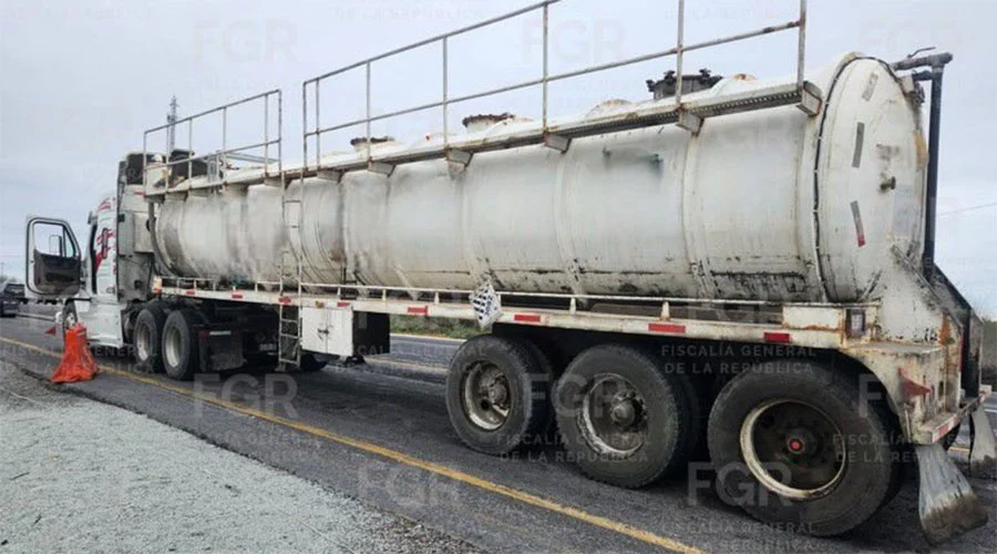 Asegura FGR asegura más de 200 mil litros de hidrocarburo en Nuevo León 1 HIDROCARBUROS 2 bb