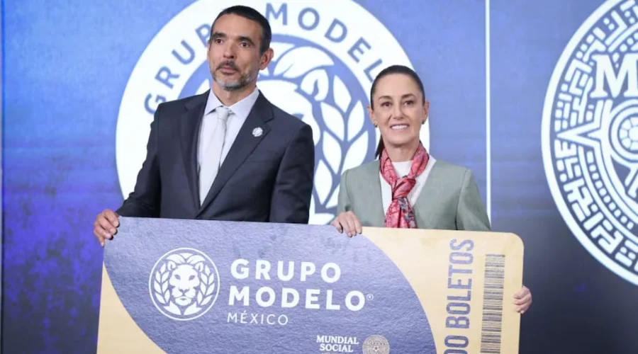 La presidenta Claudia Sheinbaum Pardo anunció que Grupo Modelo regalará 500 boletos para los partidos que se realizarán en México en el marco de la Copa Mundial FIFA 2026. Estos serán asignados a