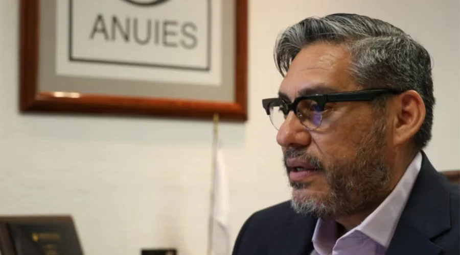 Más del 70% de académicos en México trabaja sin estabilidad