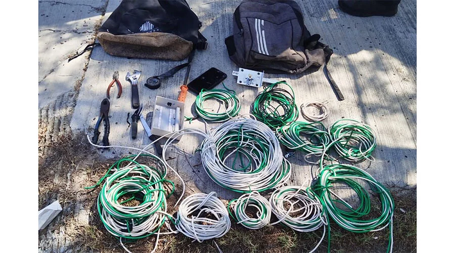 Caen in fraganti: Captura la Guardia Estatal a dos robando cableado 1 ROBO CABLES 2bb