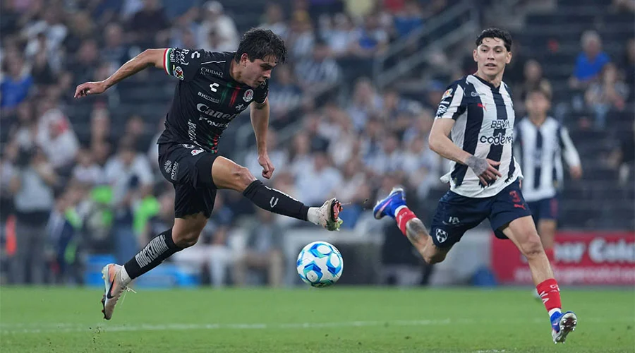 Remonta San Luis 2-1 y Rayados se va abucheado 1 SAN LUIS 2bbs