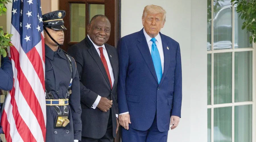 TRUMP