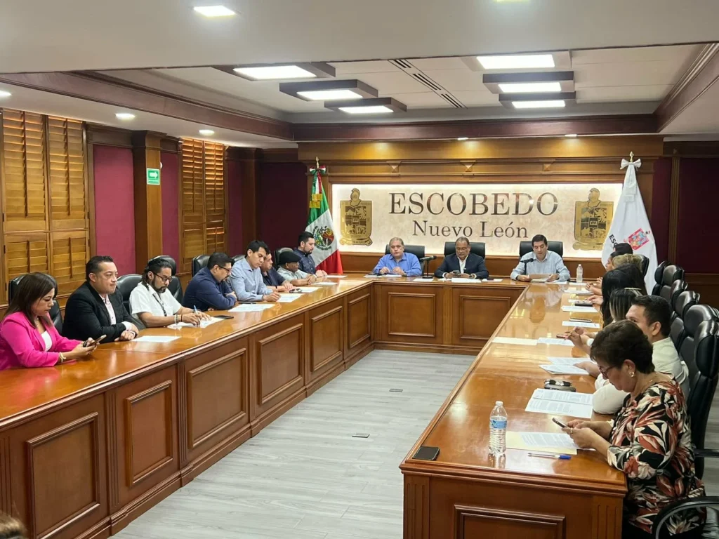 Andrés Mijes solicita licencia en Escobedo; busca candidatura de Morena por NL 1 680289372 2000837931310832 8823403414374535393 n