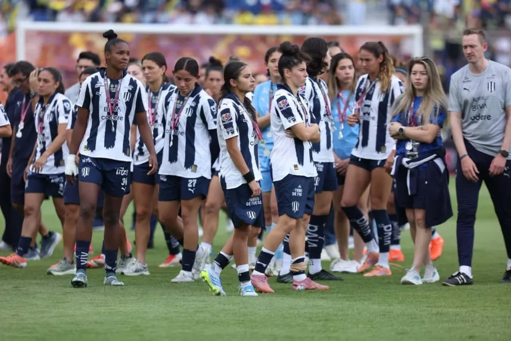 Vence América a Rayadas y son campeonas de Liga MX Femenil 6 680654111 1689837982055026 2697286909645901154 n