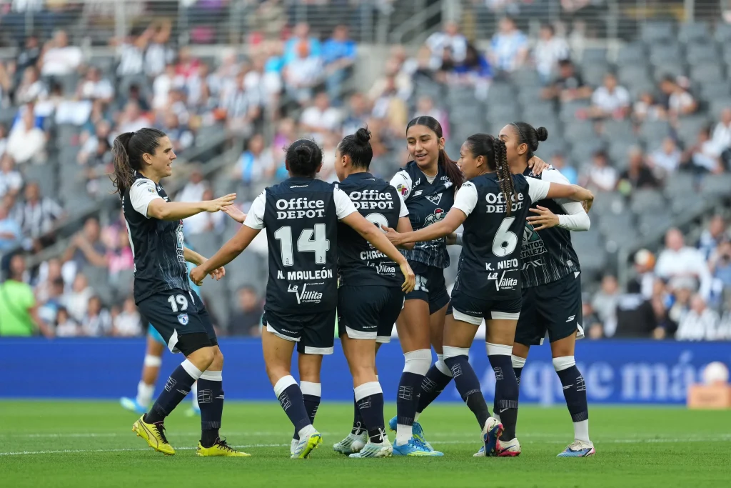 Remonta Rayadas a Pachuca y se meten a la final 2 686533034 1262889059166207 4357238861530513729 n
