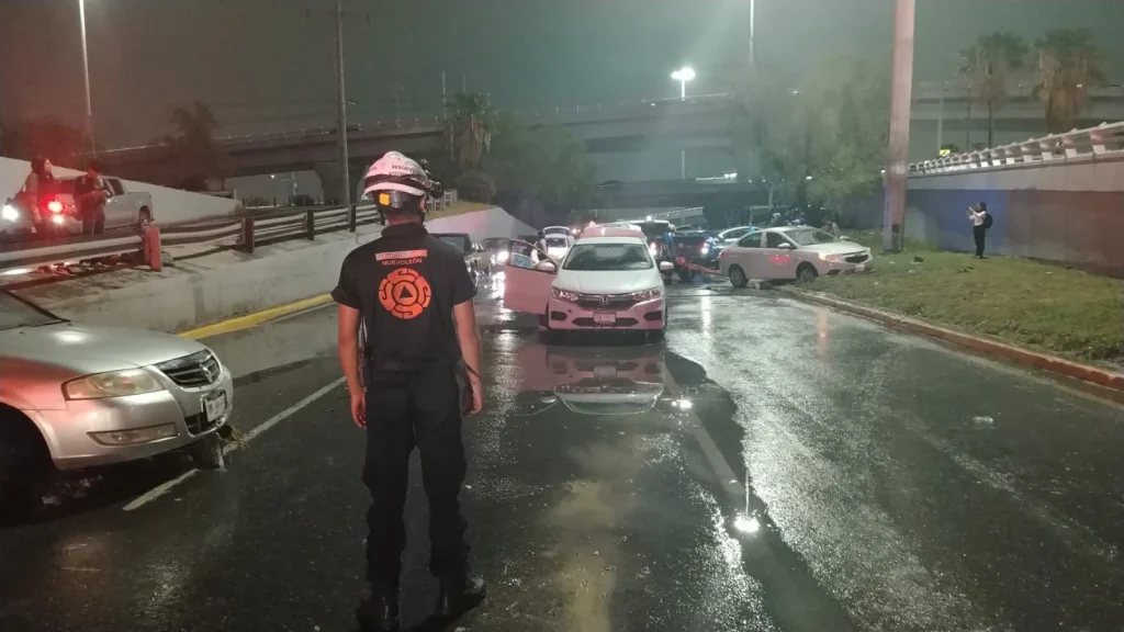 Tiene NL una noche caótica por tormenta 2 688459732 1308146314781874 4995244994293242200 n