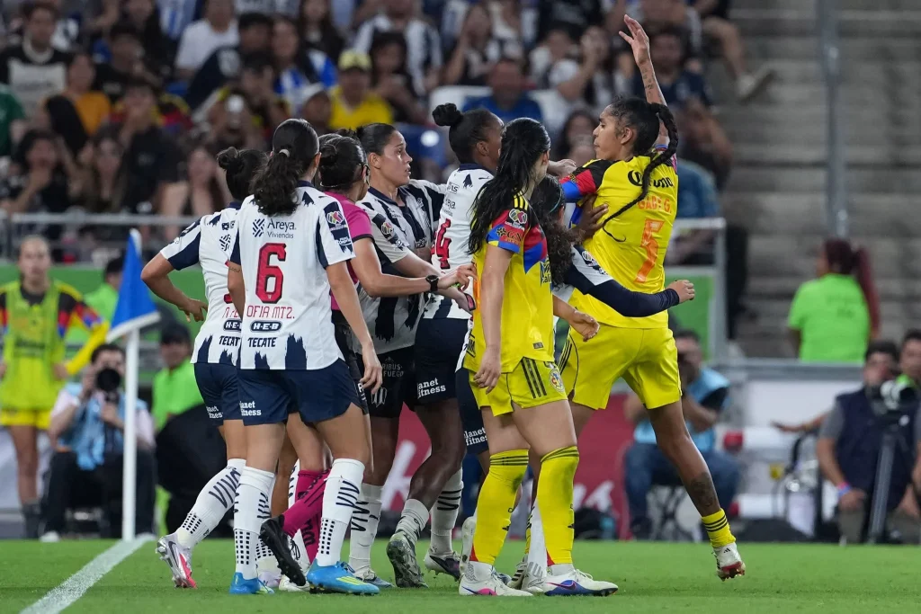 Toma Rayadas mínima ventaja en la Final ante América 1 691213204 852095653996937 2985029171041598045 n