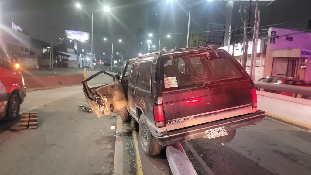 Un joven de 19 años resultó lesionado tras un accidente vial registrado la noche del miércoles en el municipio de Monterrey 3 702568057 1495121598868949 8826752260546659777 n