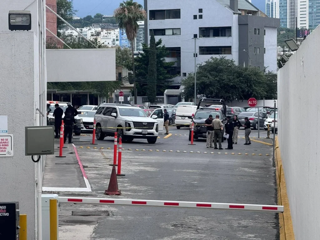 Balean a mujer en Monterrey 1 706464240 1475985600413767 3923329283147031593 n