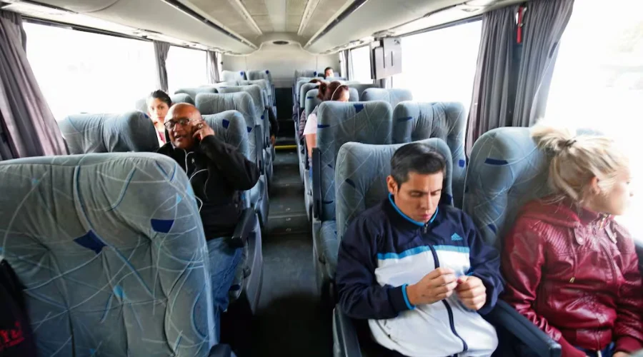 Ante la celebración de la Copa Mundial FIFA 2026 y el encarecimiento de boletos de avión, el operador de viajes en autobús Flix anticipa mayor demanda de viajes.
