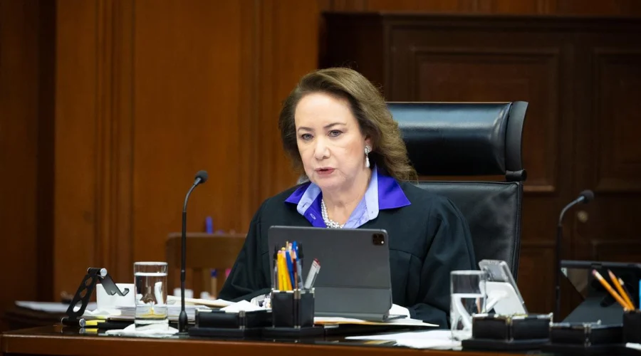 Avala Suprema Corte ‘objeción de conciencia’ de médicos y enfermeras