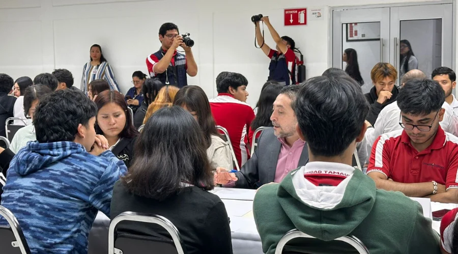 Desarrollan conversatorio INE con estudiantes de la UT en Reynosa
