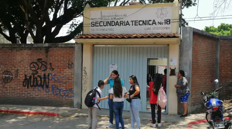 Detienen a estudiante que presuntamente disparó en secundaria