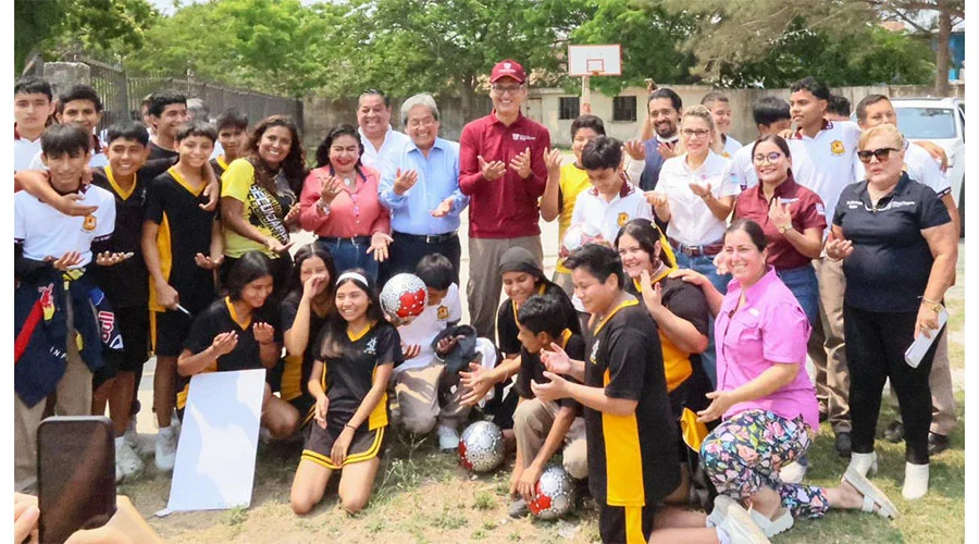 Erasmo González Robledo impulsa obras y programas para jóvenes en jornada de trabajo en Madero 1 ERASMO 2 bb