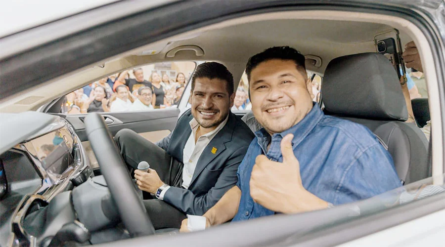 'Celebramos a quienes mueven la educación en Matamoros': Beto Granados 1 GRANDOS 2bb2