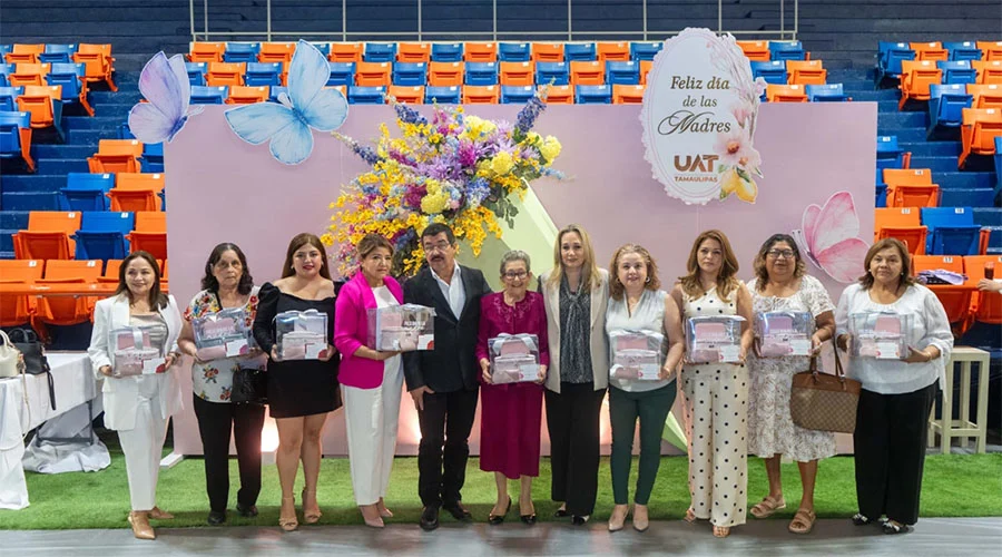 Dámaso Anaya reconoce la labor de las madres trabajadoras de la UAT 1 MAMAS UAT bb2