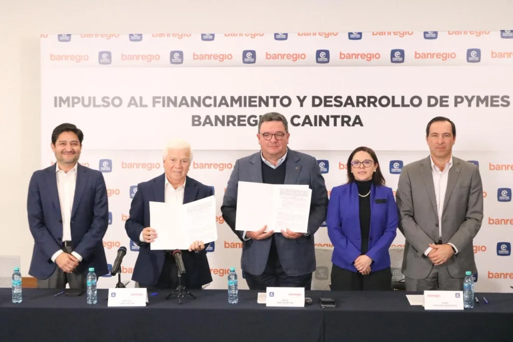 Banregio y CAINTRA Nuevo León formalizan alianza estratégica 1 WhatsApp Image 2026 05 07 at 1.25.59 PM