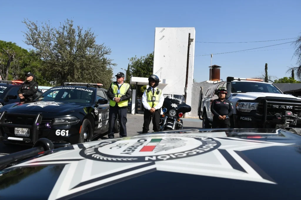 Despliega Monterrey operativo de limpieza y seguridad en Panteones Municipales 2 WhatsApp Image 2026 05 07 at 2.40.01 PM 1