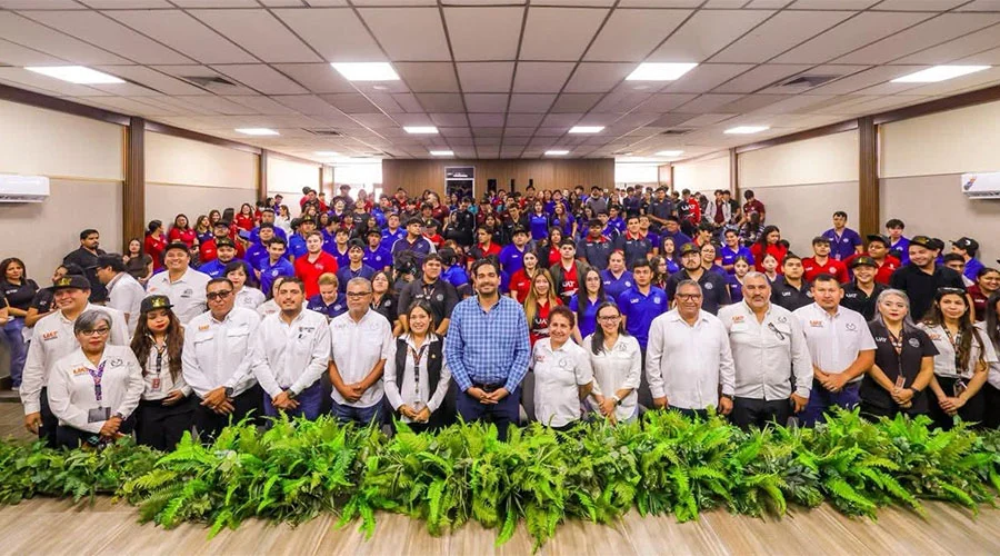 Carlos Peña Ortiz llama a universitarios a hacer equipo por un Reynosa en paz 1 alcalde bbb222