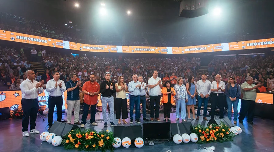 Festejan en Guadalupe a miles de docentes por su labor 1 maestros Gpe 2b