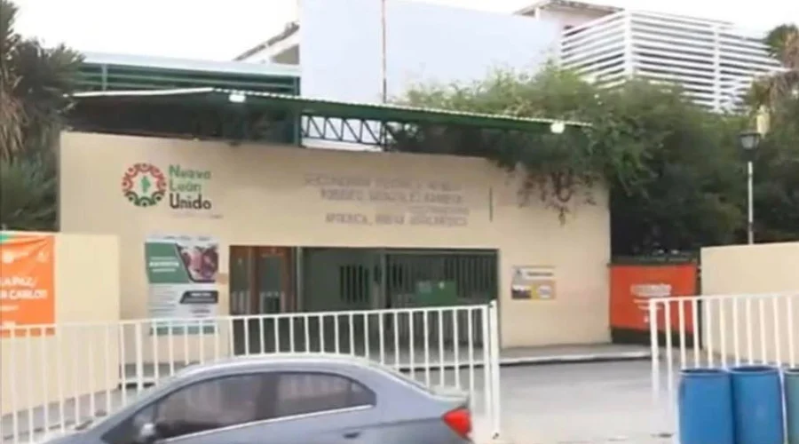 ‘Bala perdida’ impacta en Secundaria 119 en Apodaca
